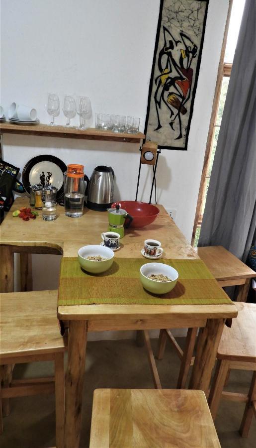 Holiday Cottage By The River, アルーシャ エクステリア 写真