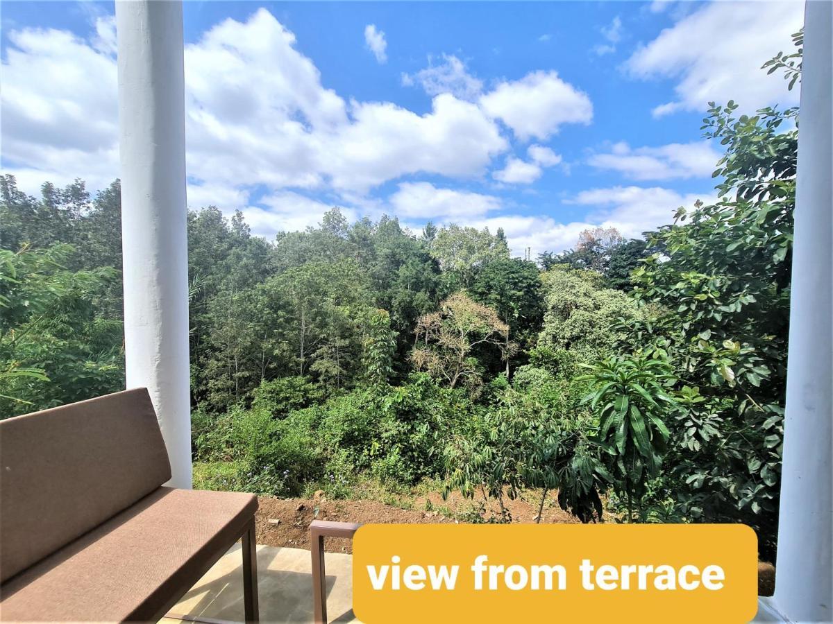 Holiday Cottage By The River, アルーシャ エクステリア 写真