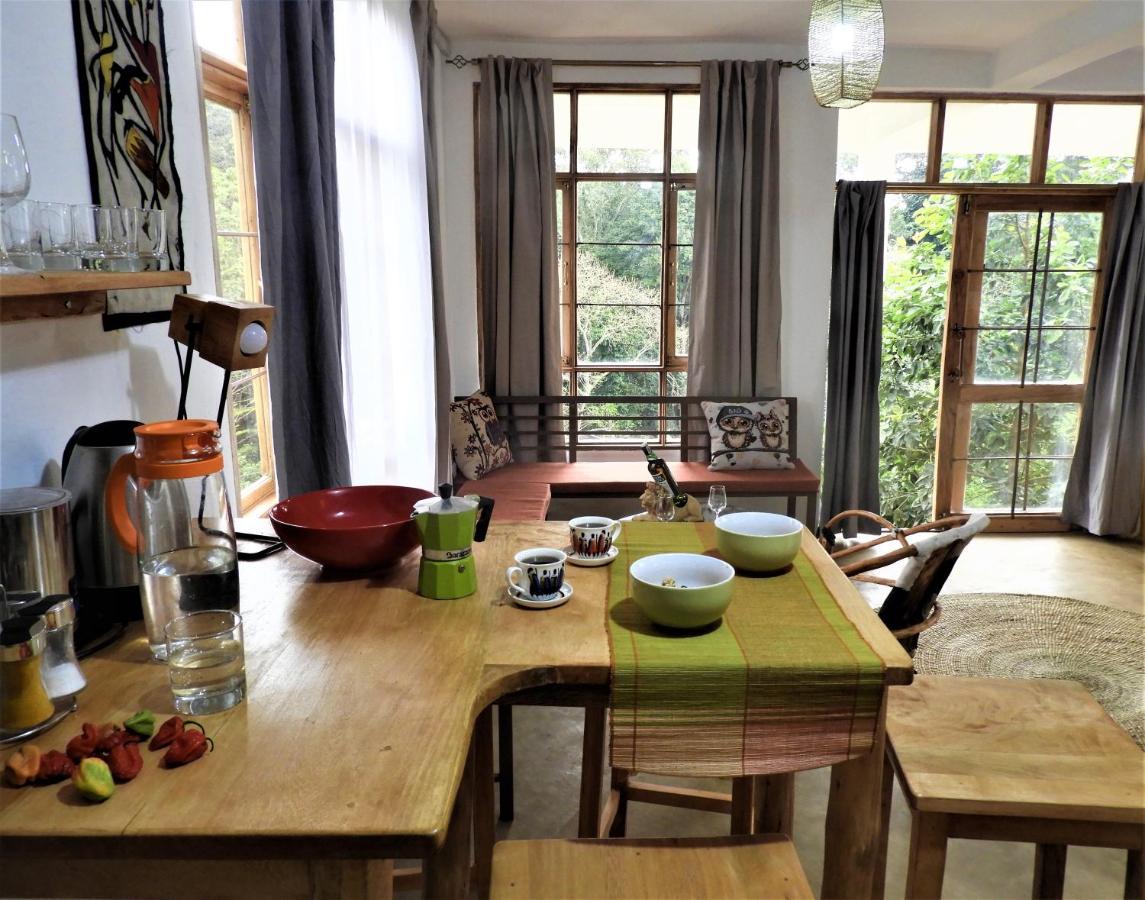 Holiday Cottage By The River, アルーシャ エクステリア 写真