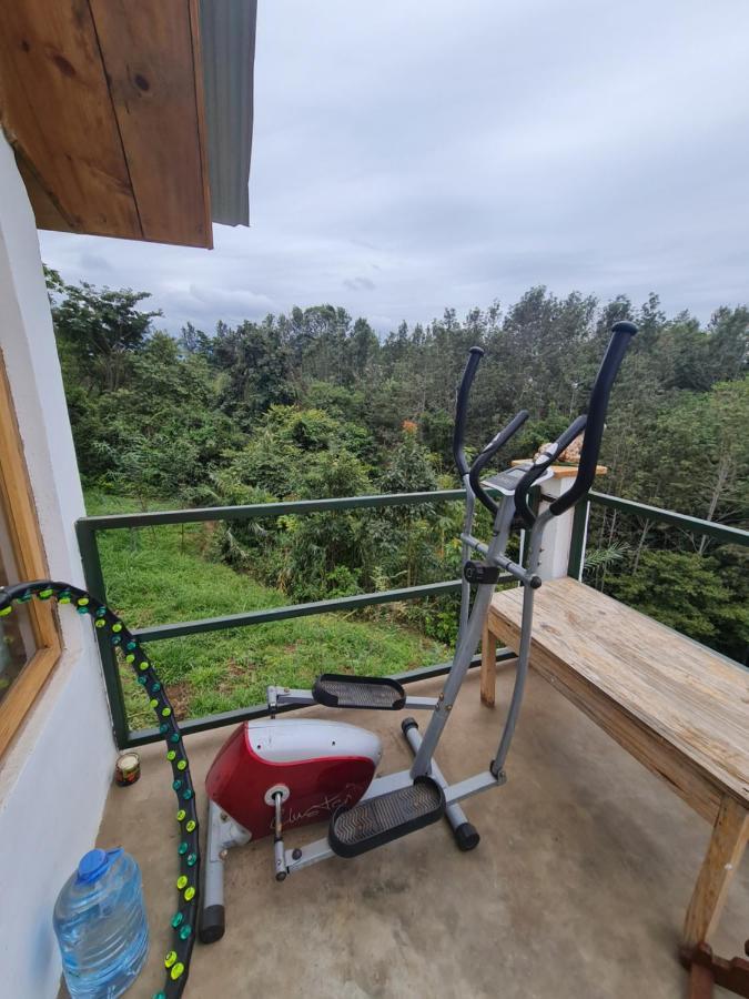 Holiday Cottage By The River, アルーシャ エクステリア 写真