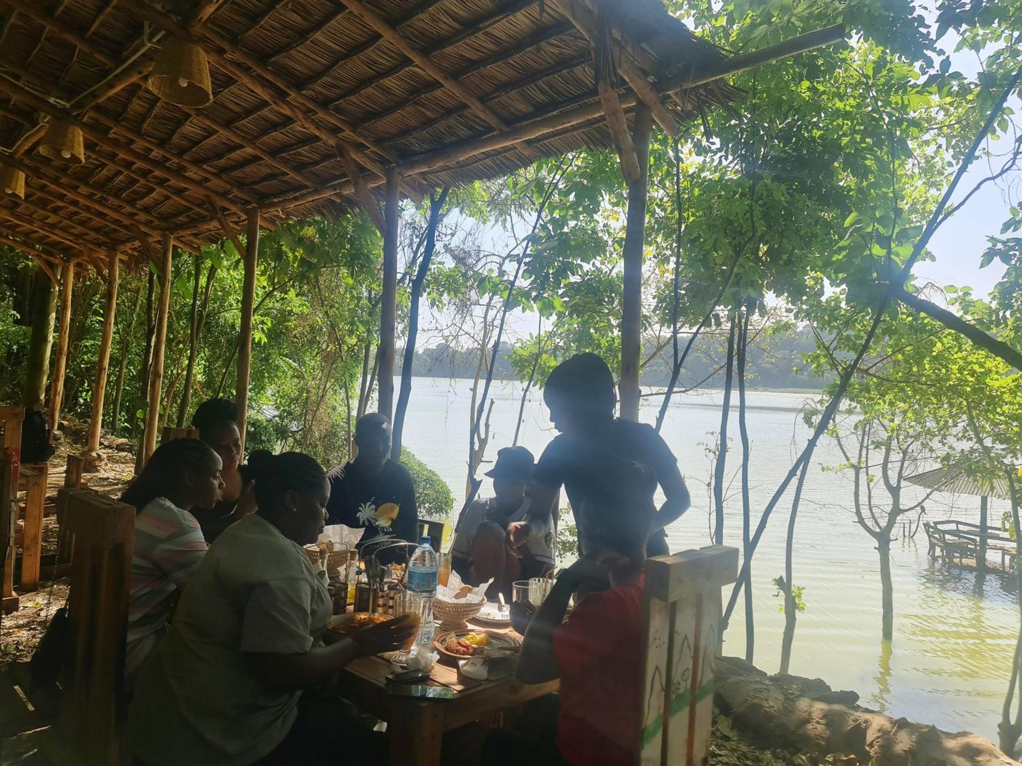 Holiday Cottage By The River, アルーシャ エクステリア 写真